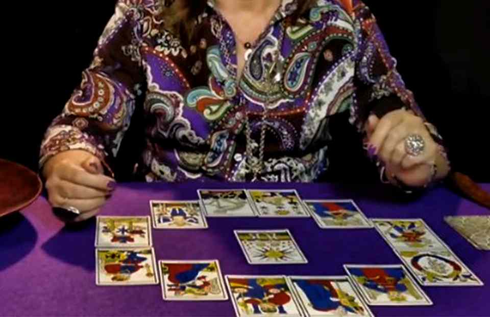 Free Interactive Tarot